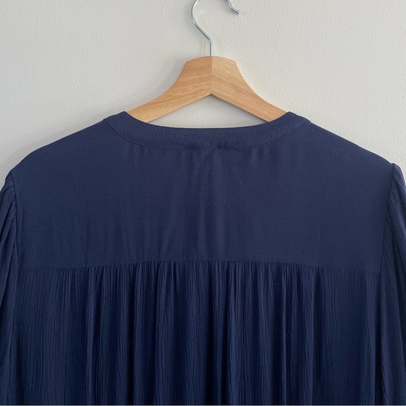 Reitmans Navy Dress with White Embroidered Details - Picture 3 of 4